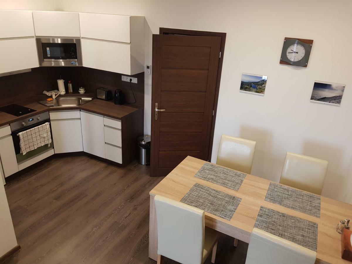 טטרנסקה לומניקה Apartman Pod Stitom מראה חיצוני תמונה